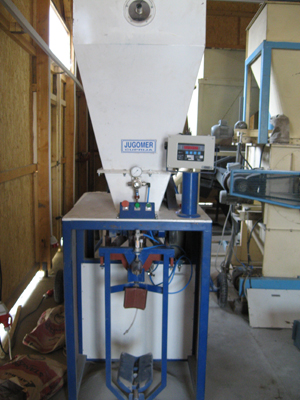 Jugomer doo Ćuprija Mašina za pakovanje cementa i sličnih praškastih materijala, pakerica